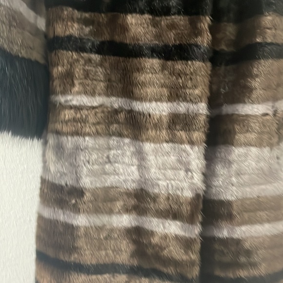 Vintage ADRIENNE LANDAU Fox Fur Jacket - Picture 7 of 15